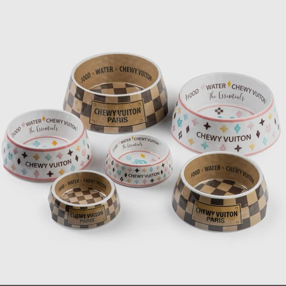 CHEWY VUITON Bowls & Mat
Set (Brown & Cream) - Picture 3 of 3